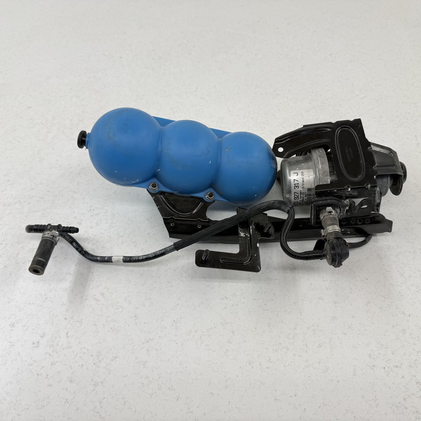 2014-2018 Bentley Flying Spur Electric Brake Booster Vacuum Pump 8E0927317J OEM