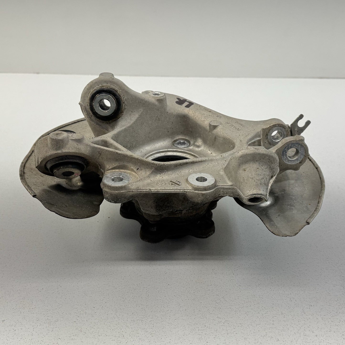 18-24 BMW G01 X3 Driver Left Rear Spindle Knuckle Hub Wheel Bearing OEM
