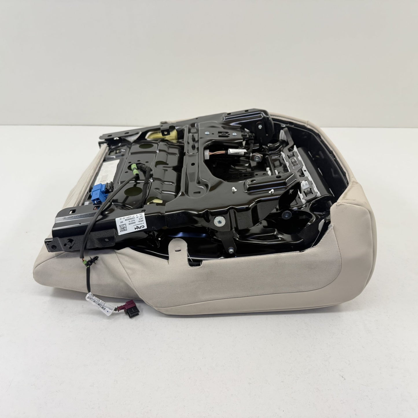 2014-2017 Mercedes-Benz S550 W222 Right Rear Power Seat Lower Cushion Beige OEM