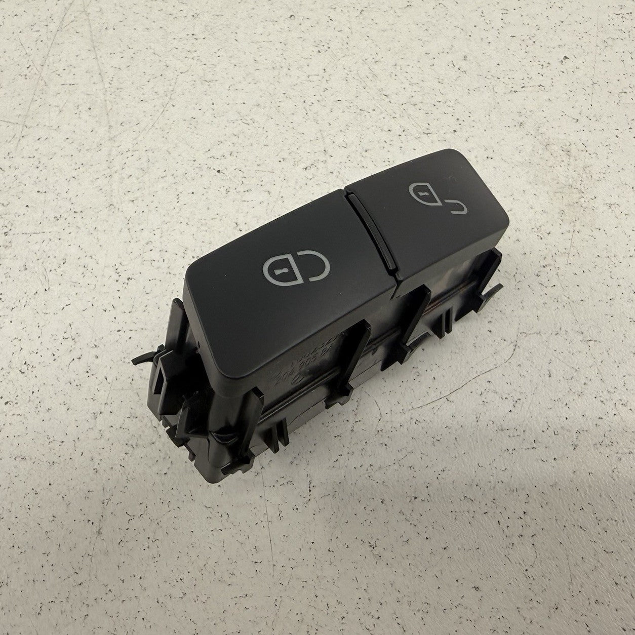 12-18 Mercedes W218 CLS550 Driver Left Front Seat Control Switch OEM