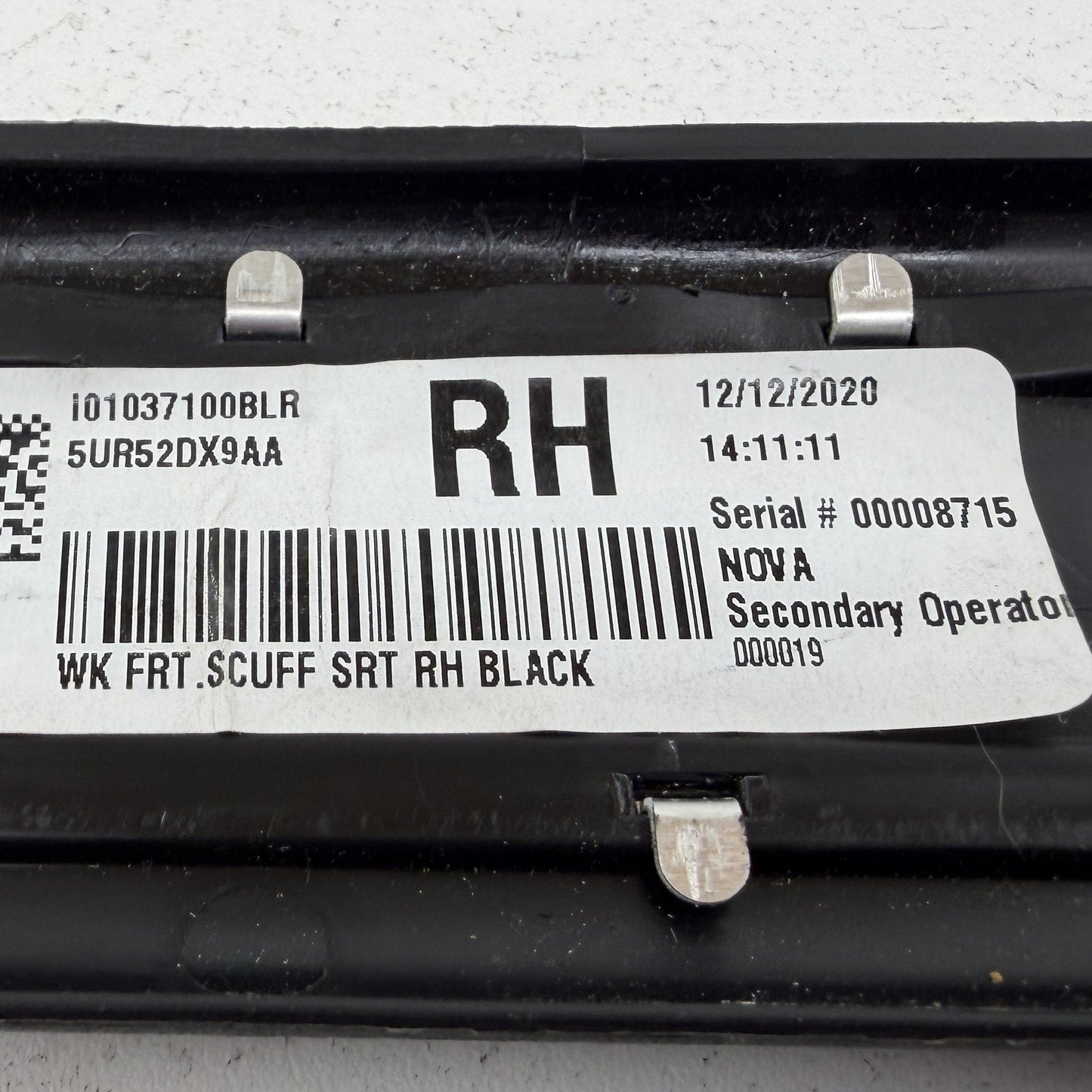 18-26 Dodge Durango SRT Right Front Door Sill Scuff Kick Plate 5UR52DX9AA OEM