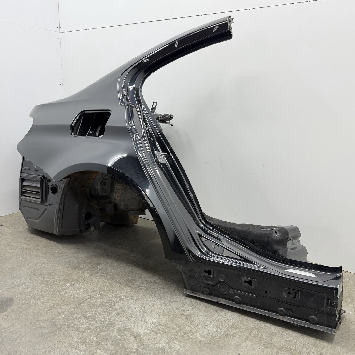 15-18 BMW F80 M3 Passenger Right Rear Quarter Panel Body Structural Cut OEM