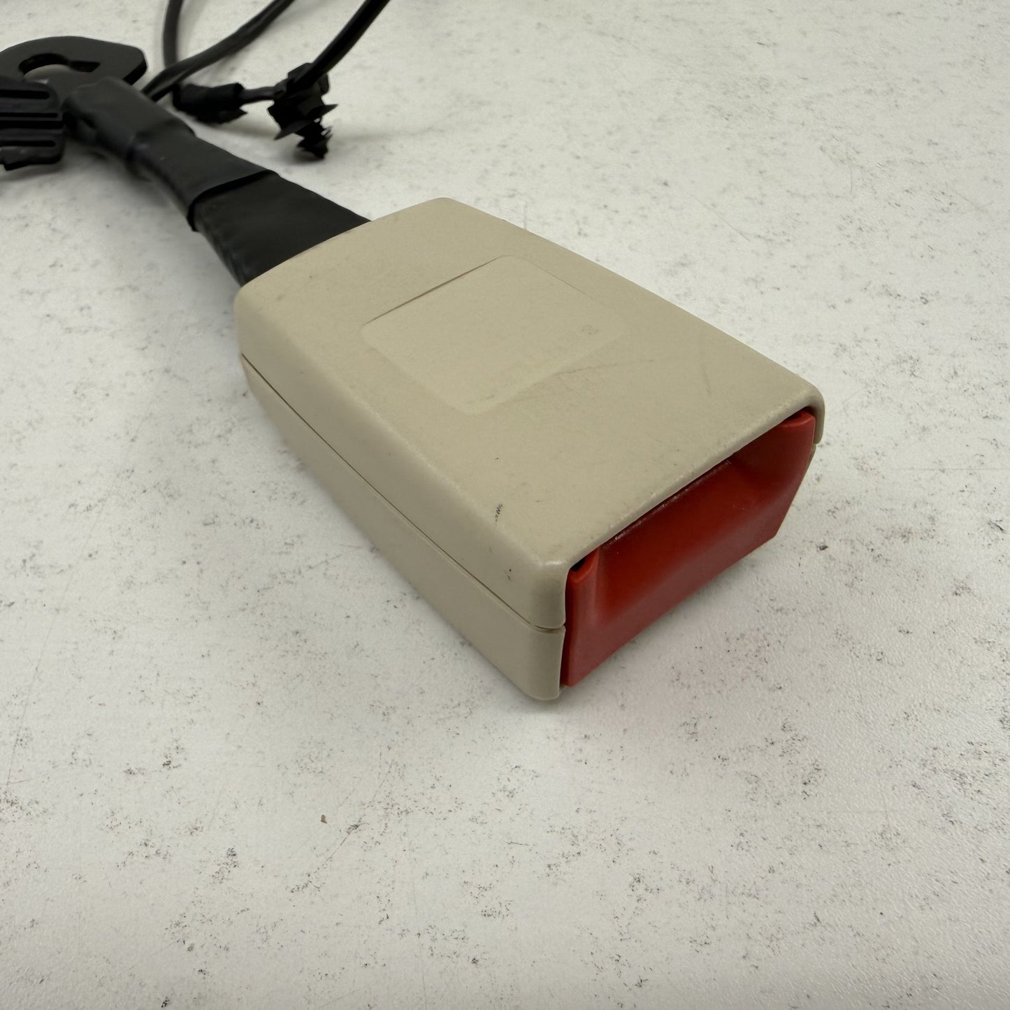 2014-2018 Bentley Flying Spur Driver Left Front Seat Belt Buckle Beige OEM