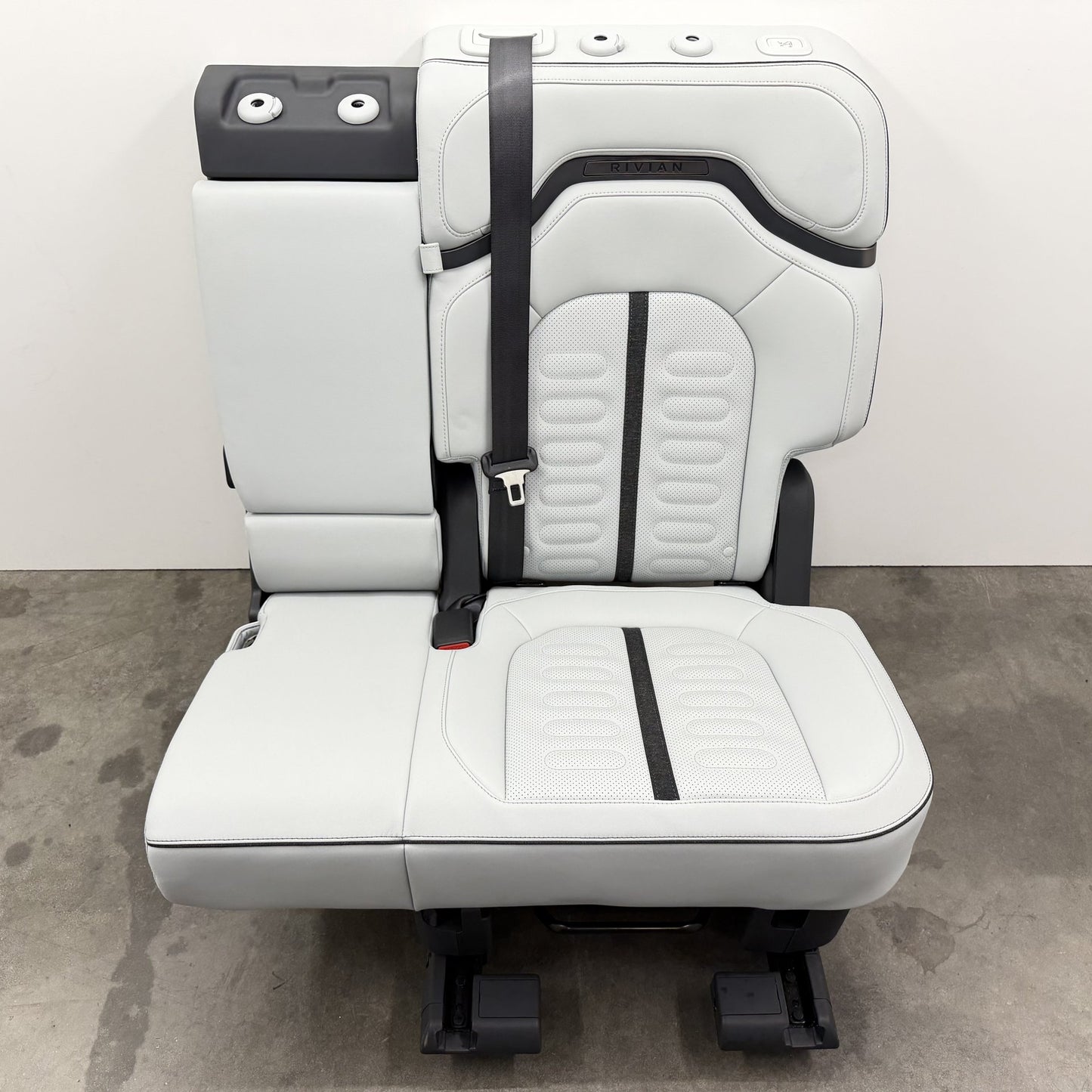 2022-2024 Rivian R1S Left Rear 2nd Second Row Seat 60 Split Ocean Coast OEM