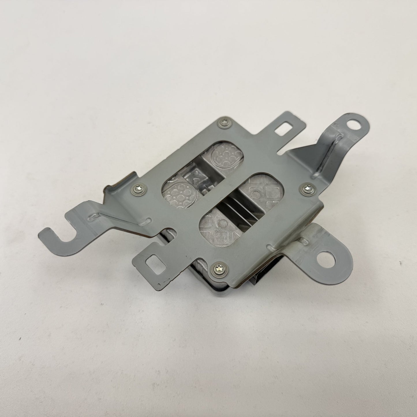 2023-2025 Honda Pilot Voltage Stabilizer Control Module 31600-TYA-A022-M1 OEM