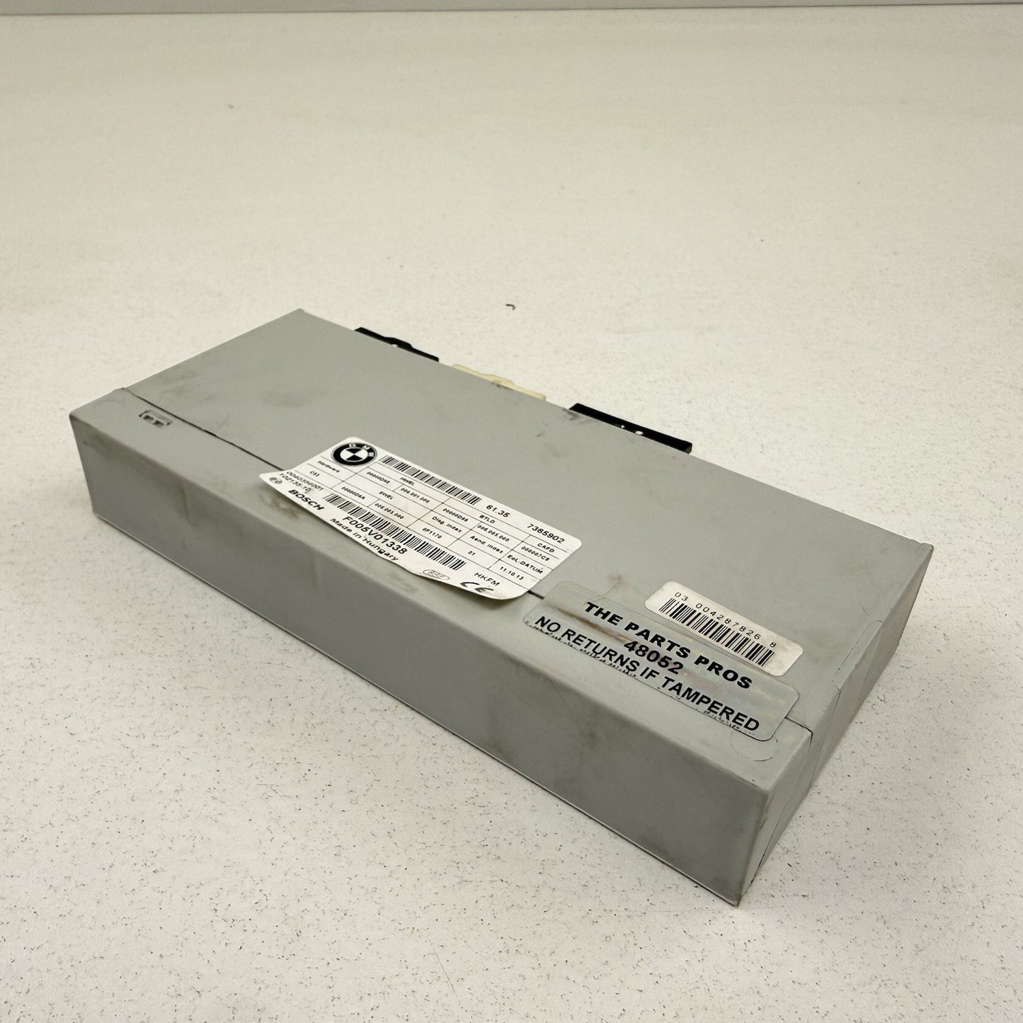 11-16 BMW M5 528 535 550 F10 Rear Trunk Lid Lift Control Module 7365902 OEM