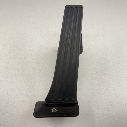 BMW F80 F82 F83 F87 M2 M3 M4 Gas Pedal Throttle Accelerator 6853175 OEM