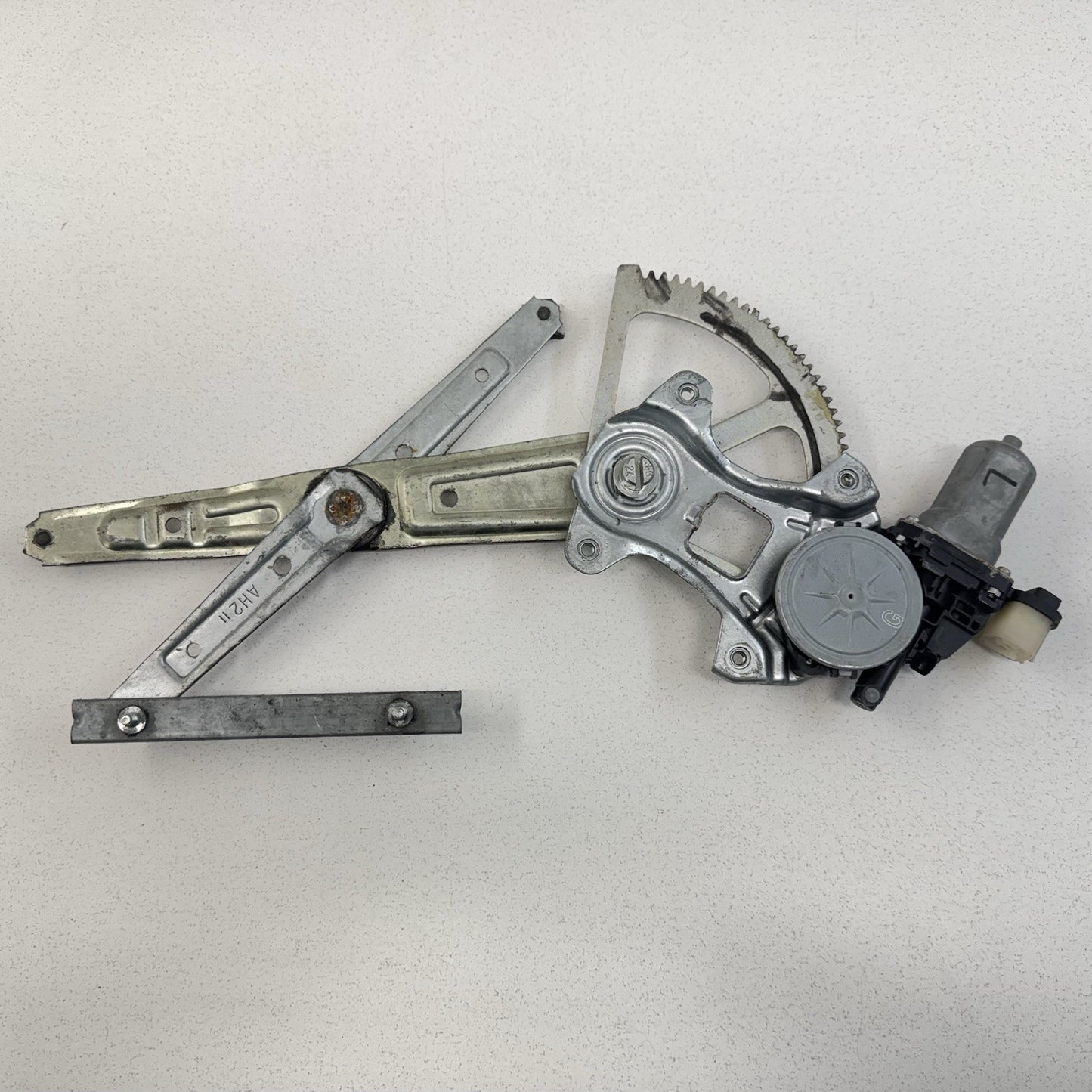 13-20 Subaru BRZ 86 FR-S Driver Left Door Window Regulator Motor Assembly OEM