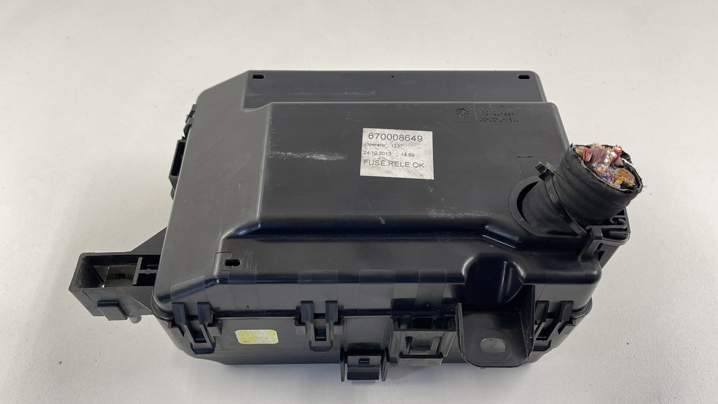 14-15 MASERATI GHIBLI M157 ENGINE BATTERY FUSE RELAY JUNCTION BOX 670008649 OEM