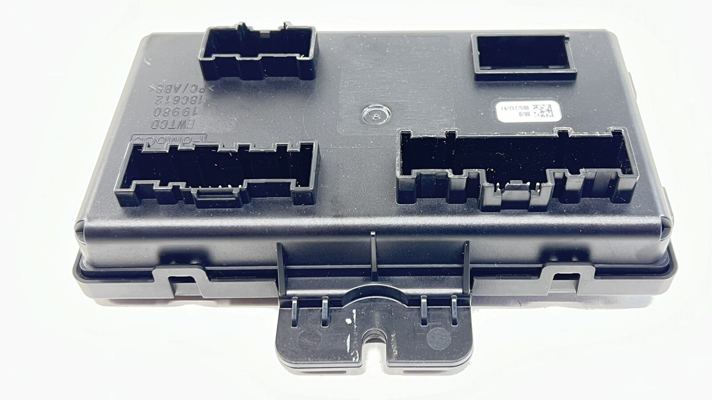 2024 FORD MUSTANG GT TEMPERATURE CLIMATE CONTROL MODULE PR3T-18C612-BD OEM