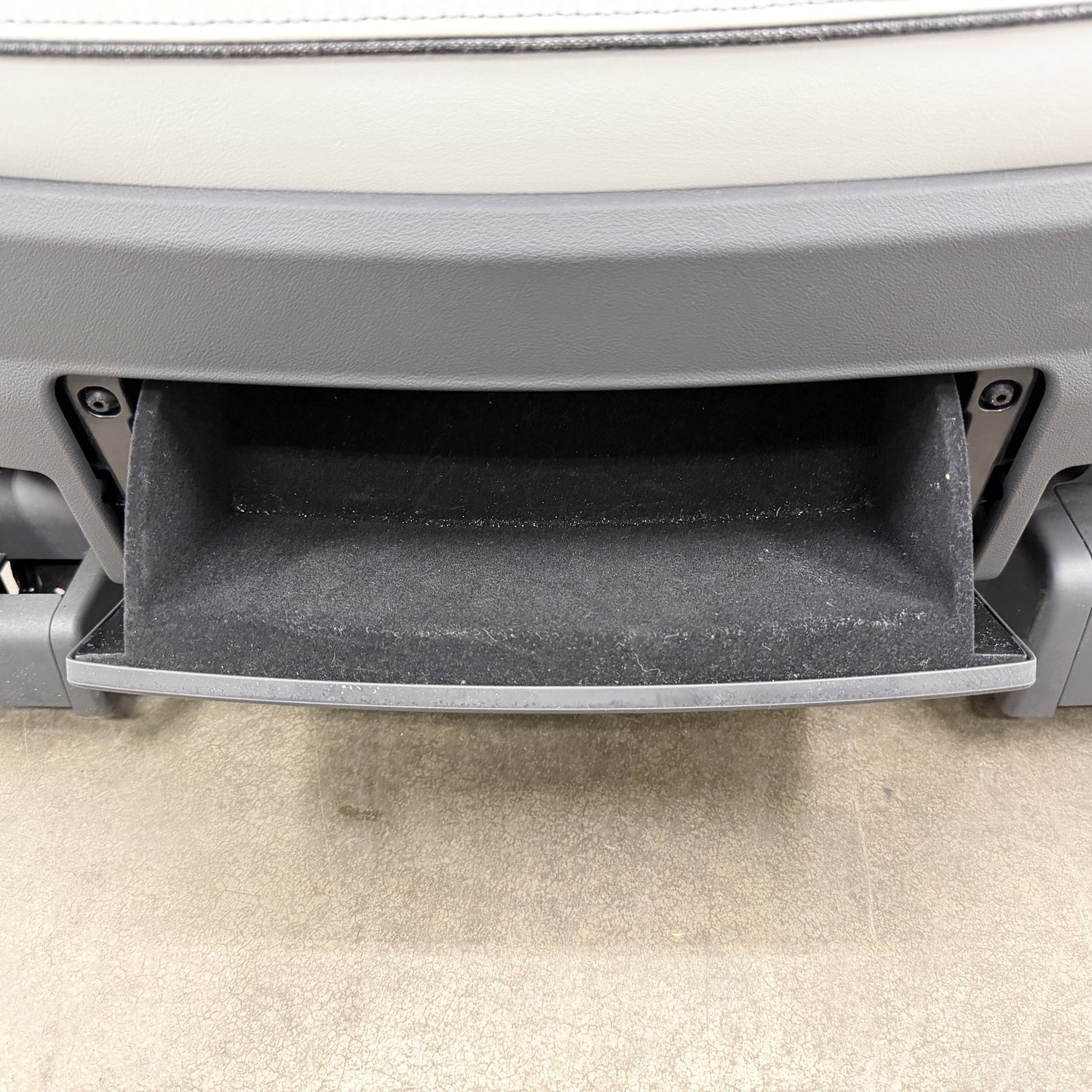 2022-2024 Rivian R1S Driver Left Front Seat Ocean Coast Leather OEM