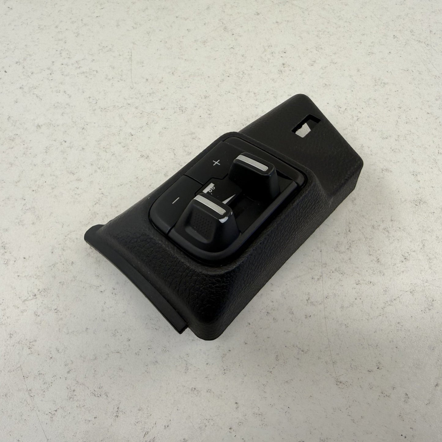 2020-2026 Dodge Durango Trailer Towing Tow Brake Control Module W/ Switch OEM