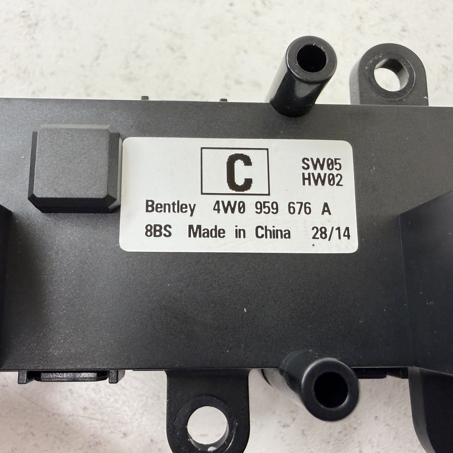 2014-2018 Bentley Flying Spur Center Console Control Switch Panel 4W0959676A OEM