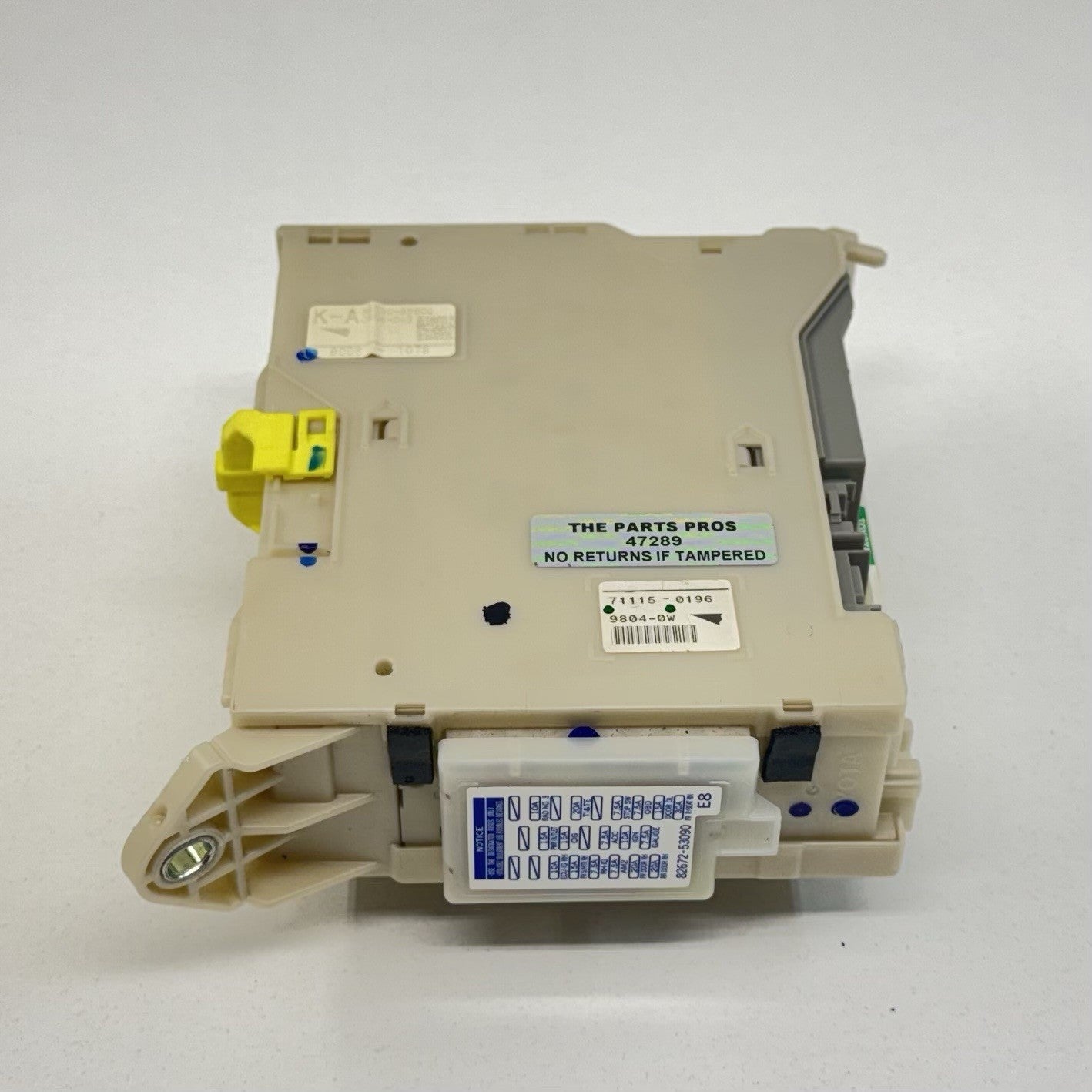 2008 Lexus IS F Fuse Relay Junction Box Module 82730-53500 OEM