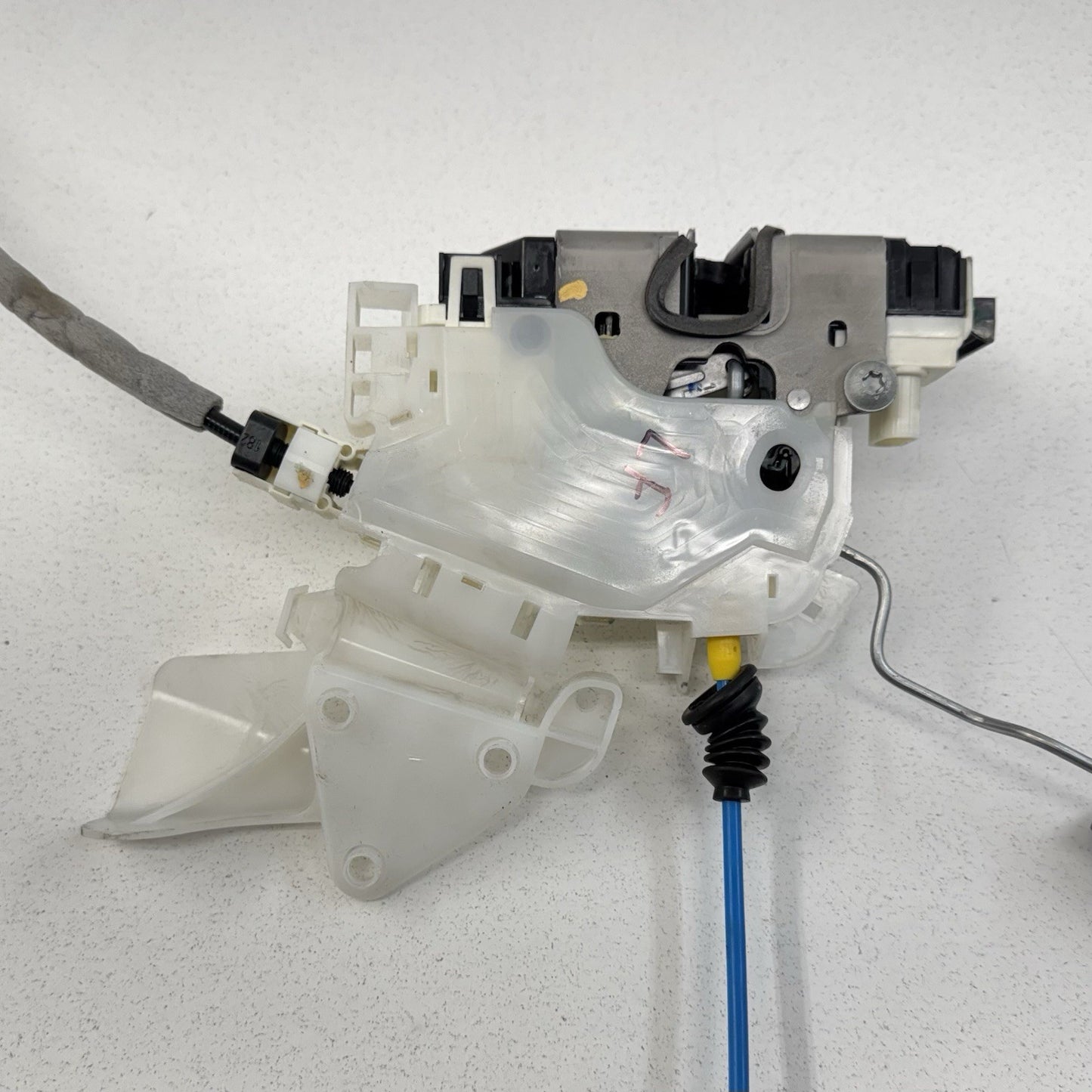10-16 Mercedes W212 E350 Driver Left Front Door Latch Lock Actuator OEM