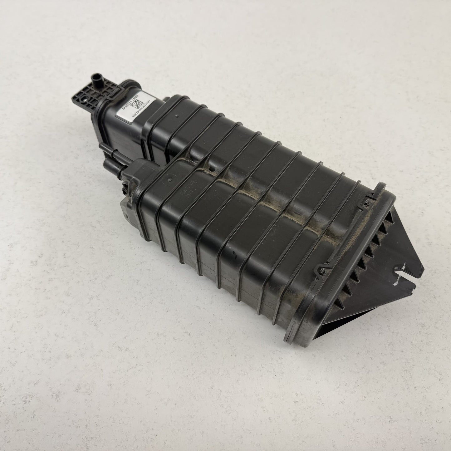 2011-2015 Chevrolet Camaro SS ZL1 Fuel Evap Vapor Charcoal Emission Canister OEM