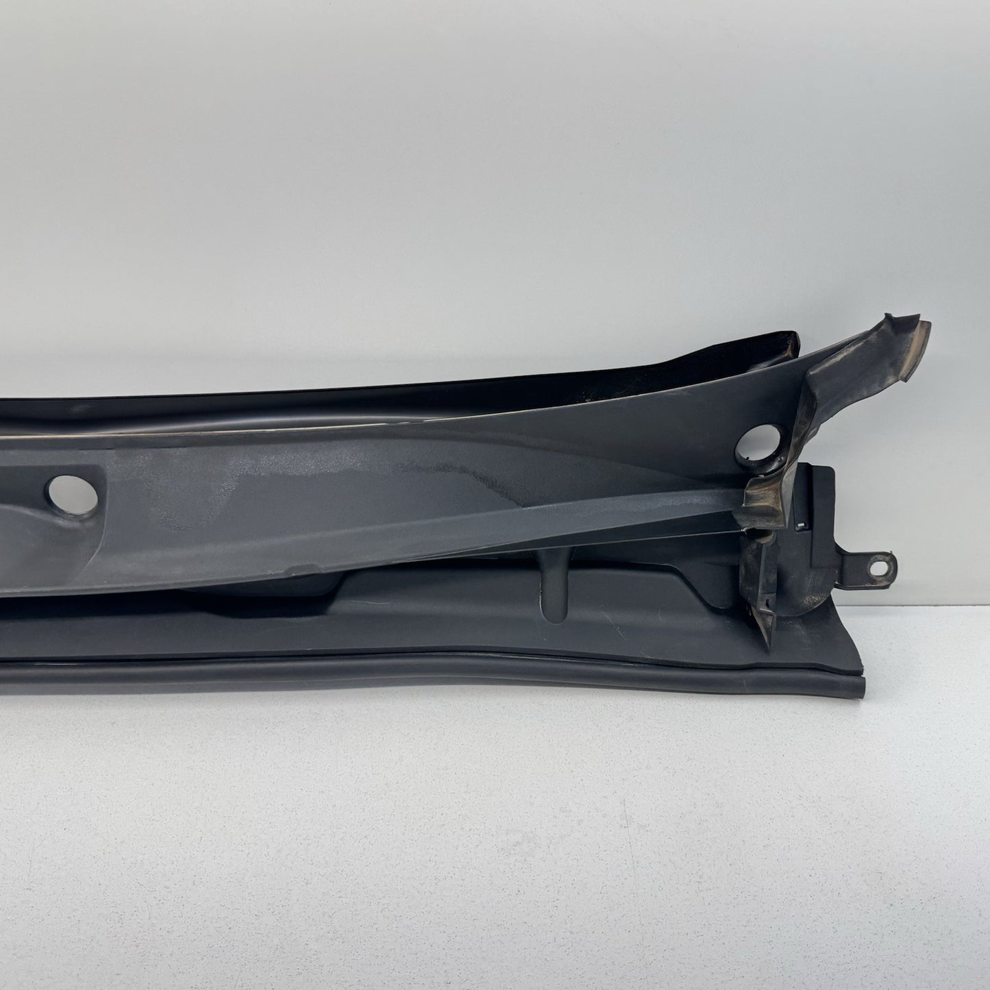 25-26 Toyota Camry Front Windshield Cowl Cover Trim Panel 55708-06270 OEM