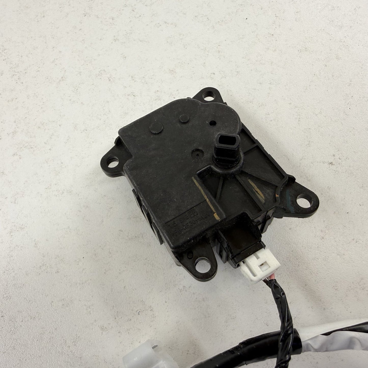2022-2024 Rivian R1S HVAC AC Flap Air Door Actuator Servo Motor Set OEM