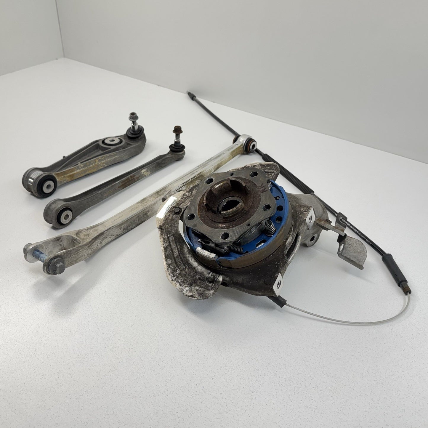 05-12 Porsche Boxster Cayman 987 Right Rear Knuckle Hub W/ Control Arm Set OEM