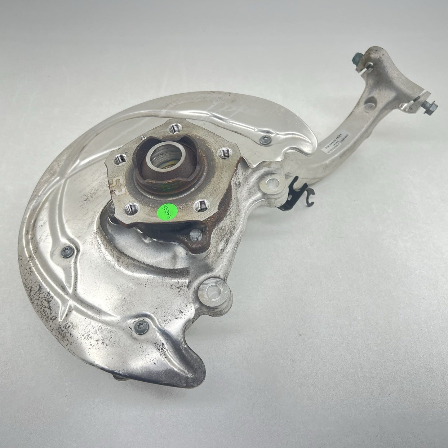 17-24 AUDI A4 S4 A5 S5 DRIVER LEFT FRONT SPINDLE KNUCKLE HUB BEARING OEM