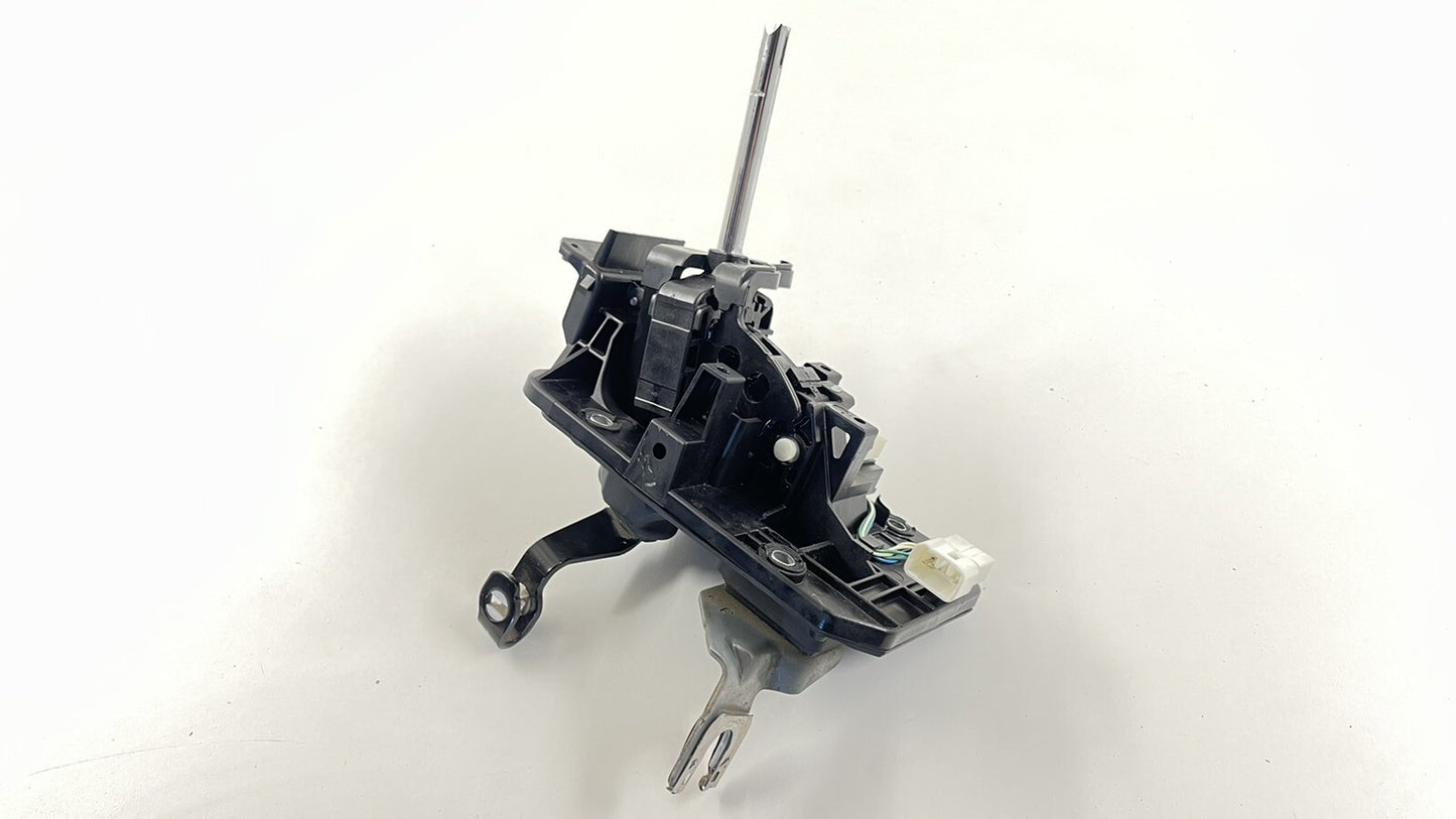 17-21 SUBARU IMPREZA FLOOR AUTO GEAR BOX SHIFT SHIFTER SELECTOR LEVER OEM