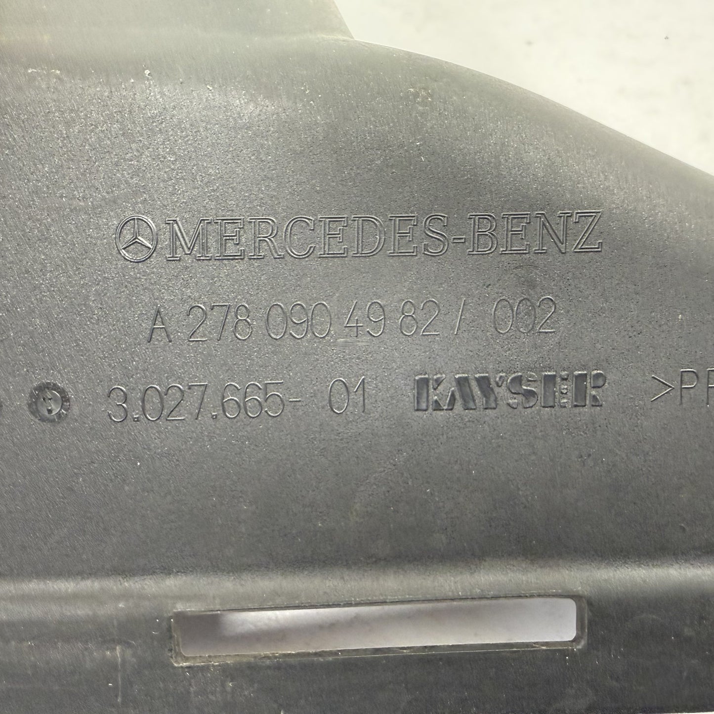 2014-2017 Mercedes-Benz S550 W222 Engine Air Intake Hose Tube Pair OEM