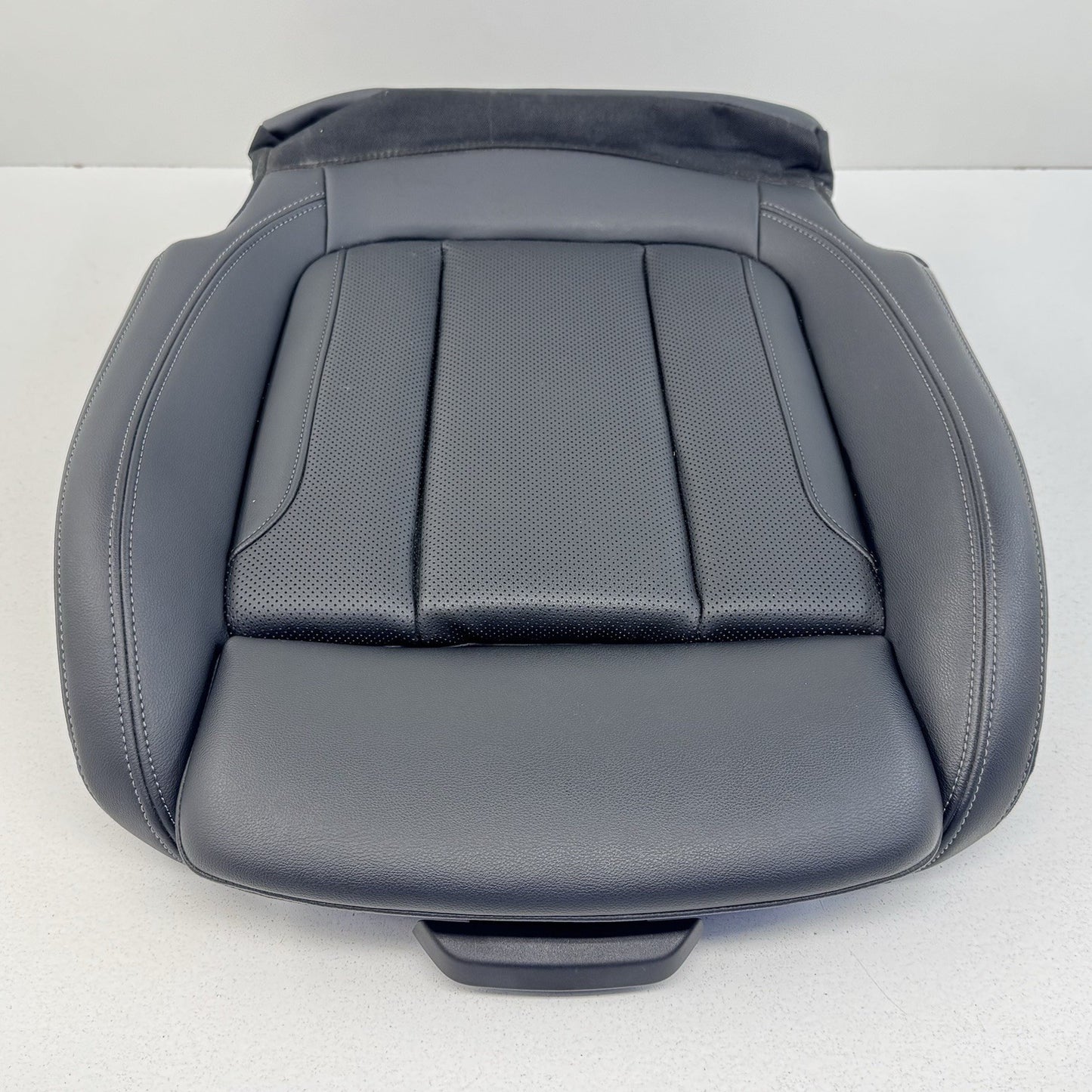 22-24 BMW G01 X3 Driver Left Front Lower Sport Seat Cushion Leather Black OEM