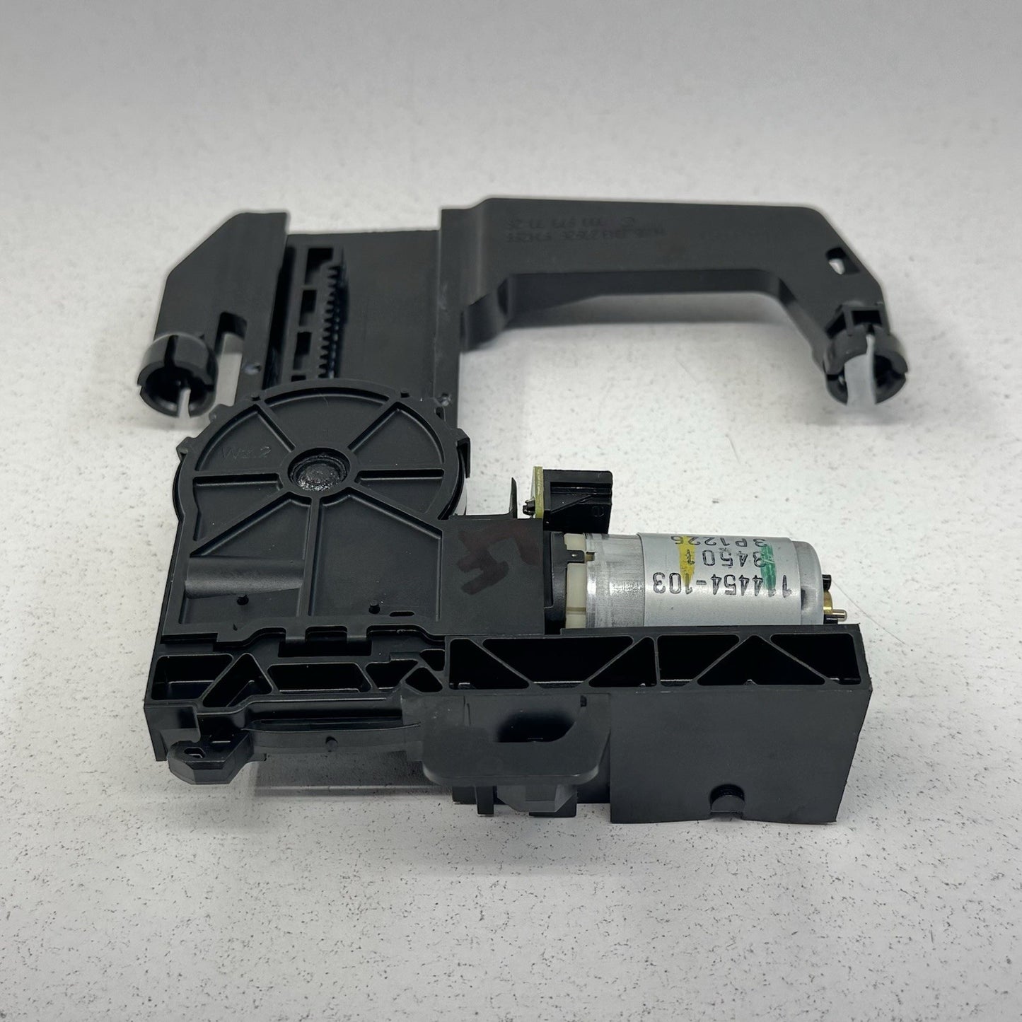 10-16 Mercedes W212 E350 Driver Left Front Seat Headrest Adjust Motor OEM