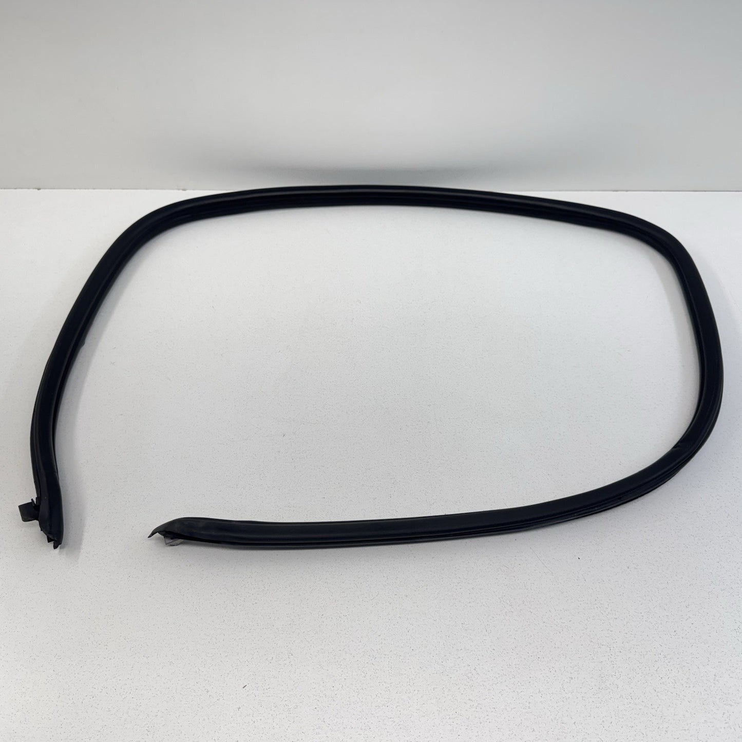 05-12 Porsche 911 997 Cabriolet Driver Left Door Weatherstrip Seal OEM