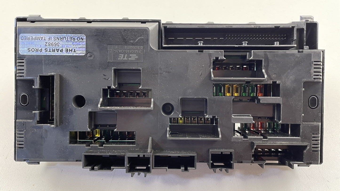 12-19 BMW M6 POWER DISTRIBUTION FUSE RELAY JUNCTION BOX MODULE 9252815 OEM