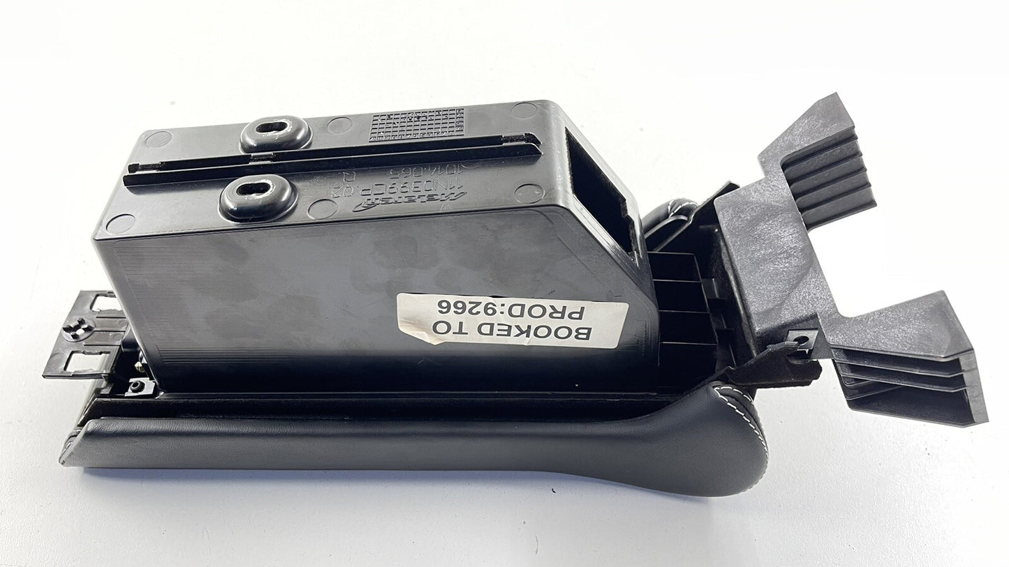 15-17 MCLAREN 650S CENTER CONSOLE ARMREST ARM REST BOX STORAGE COMPARTMENT OEM