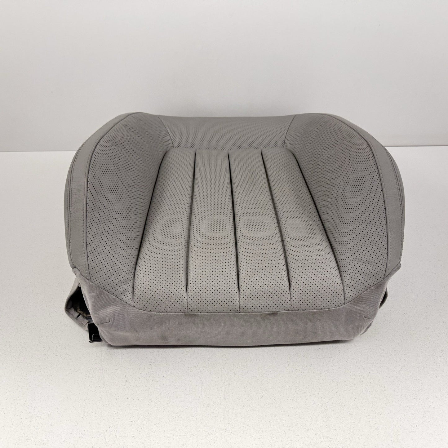 12-14 Mercedes W218 CLS550 Right Front Upper Seat Cushion Leather Gray OEM