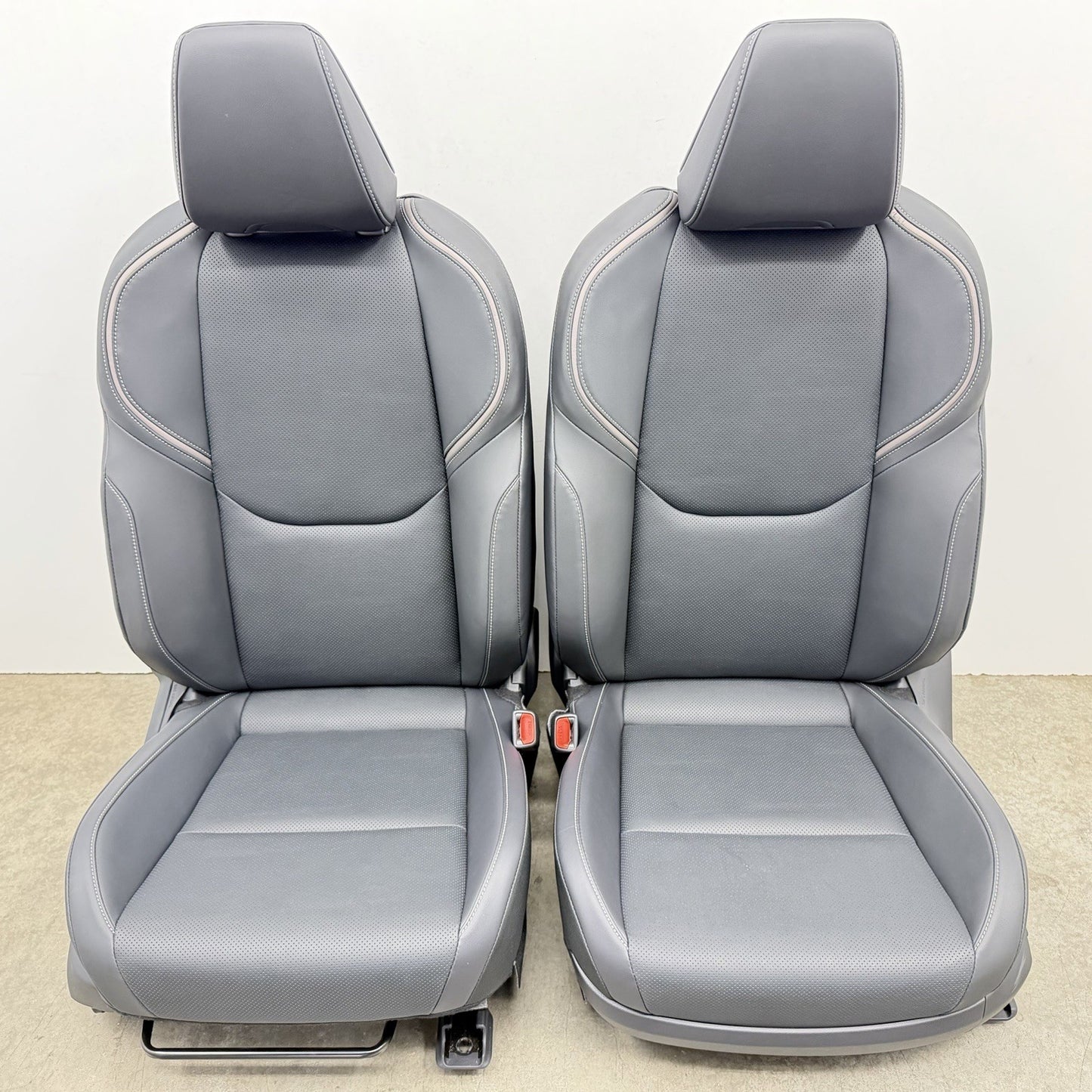 23-26 Toyota Prius Limited Front Seat Pair Heated & Ventilated Black SofTex OEM