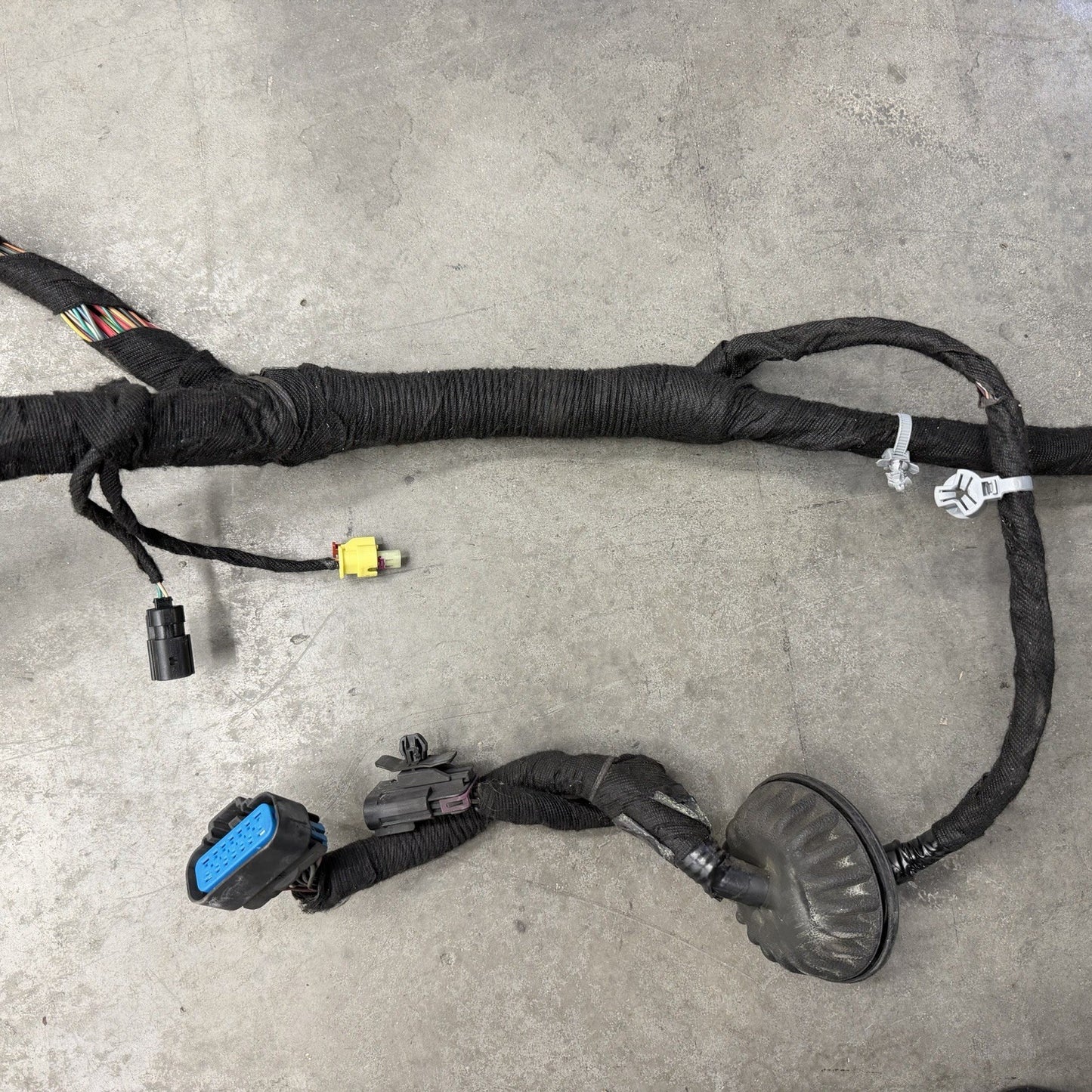 14-15 Chevrolet Camaro SS 1LE Chassis Main Body Wiring Wire Harness 23170111 OEM