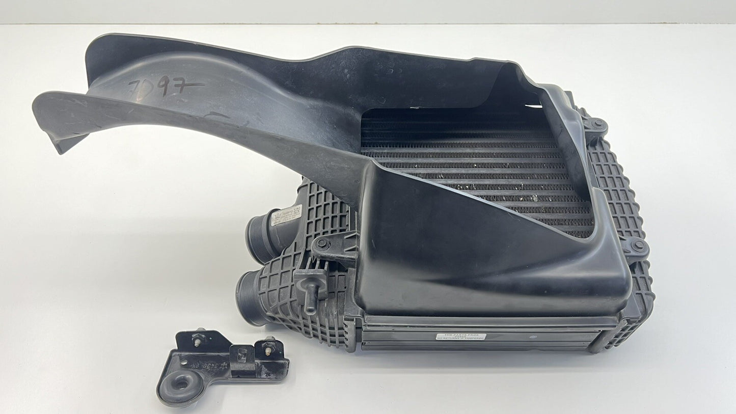 14-17 MASERATI GHIBLI DRIVER LEFT TURBO INTERCOOLER W/ DUCT 670035636 OEM