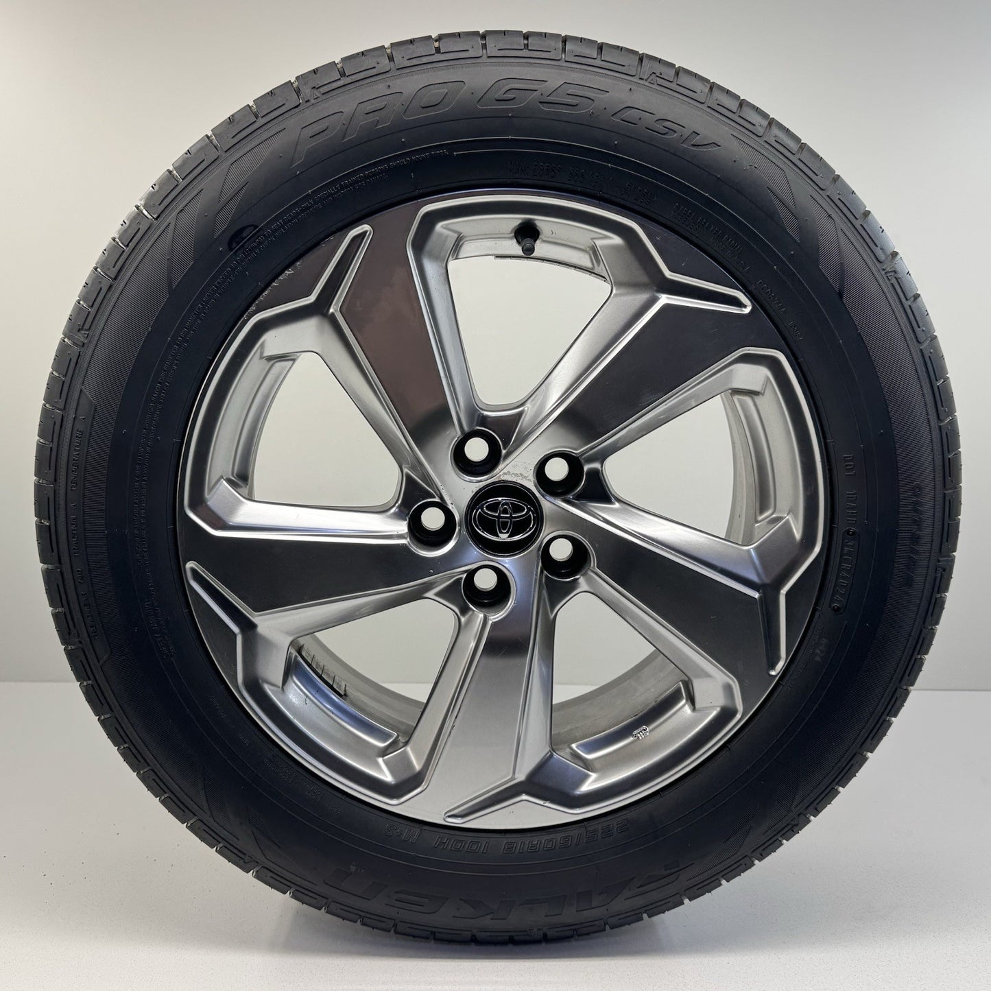 19-22 Toyota RAV4 Hybrid Wheel Rim W/ Tire 18x7 +35 Offset Factory OEM
