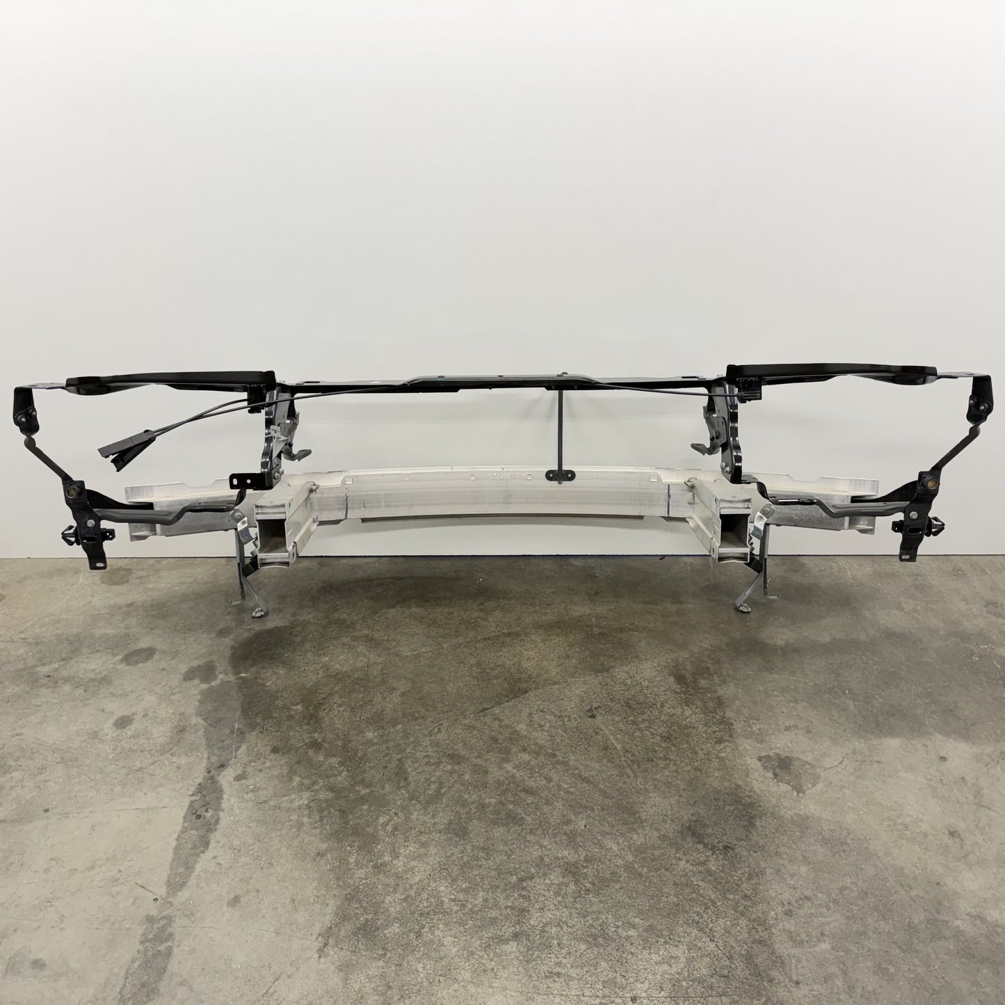 2012-2014 Mercedes C250 W204 Radiator Support Cooling Pack Rebar Assembly OEM