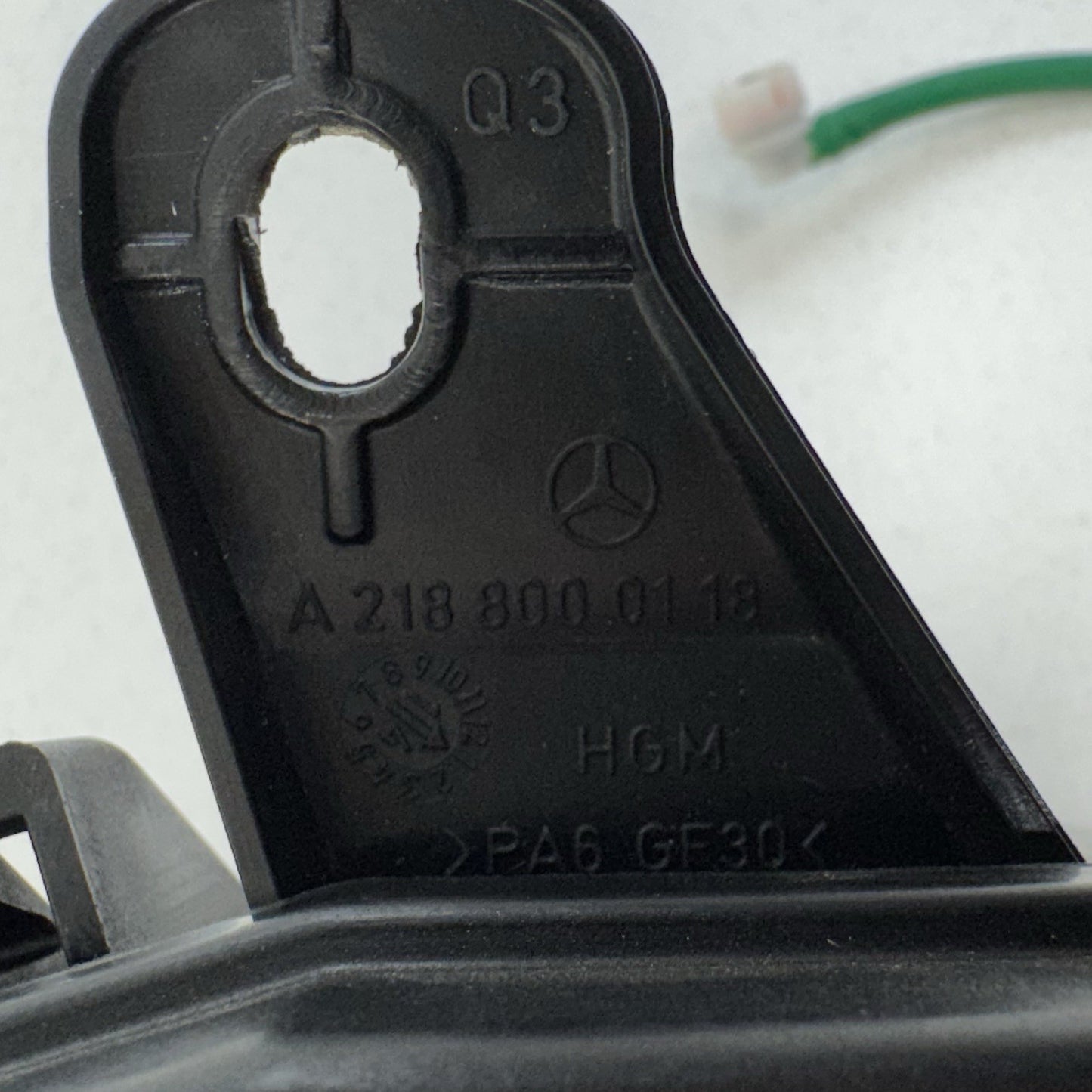 12-18 Mercedes W218 CLS550 Dynamic Seat Vacuum Pump 0008005648 OEM