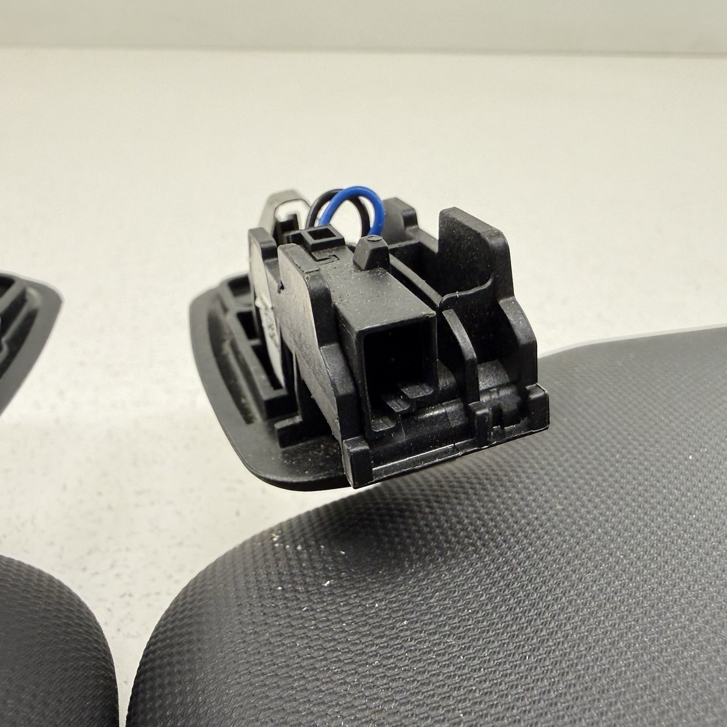 18-24 BMW G01 G02 X3 X4 Sunvisor Sun Visor Shade Pair Left & Right Black OEM