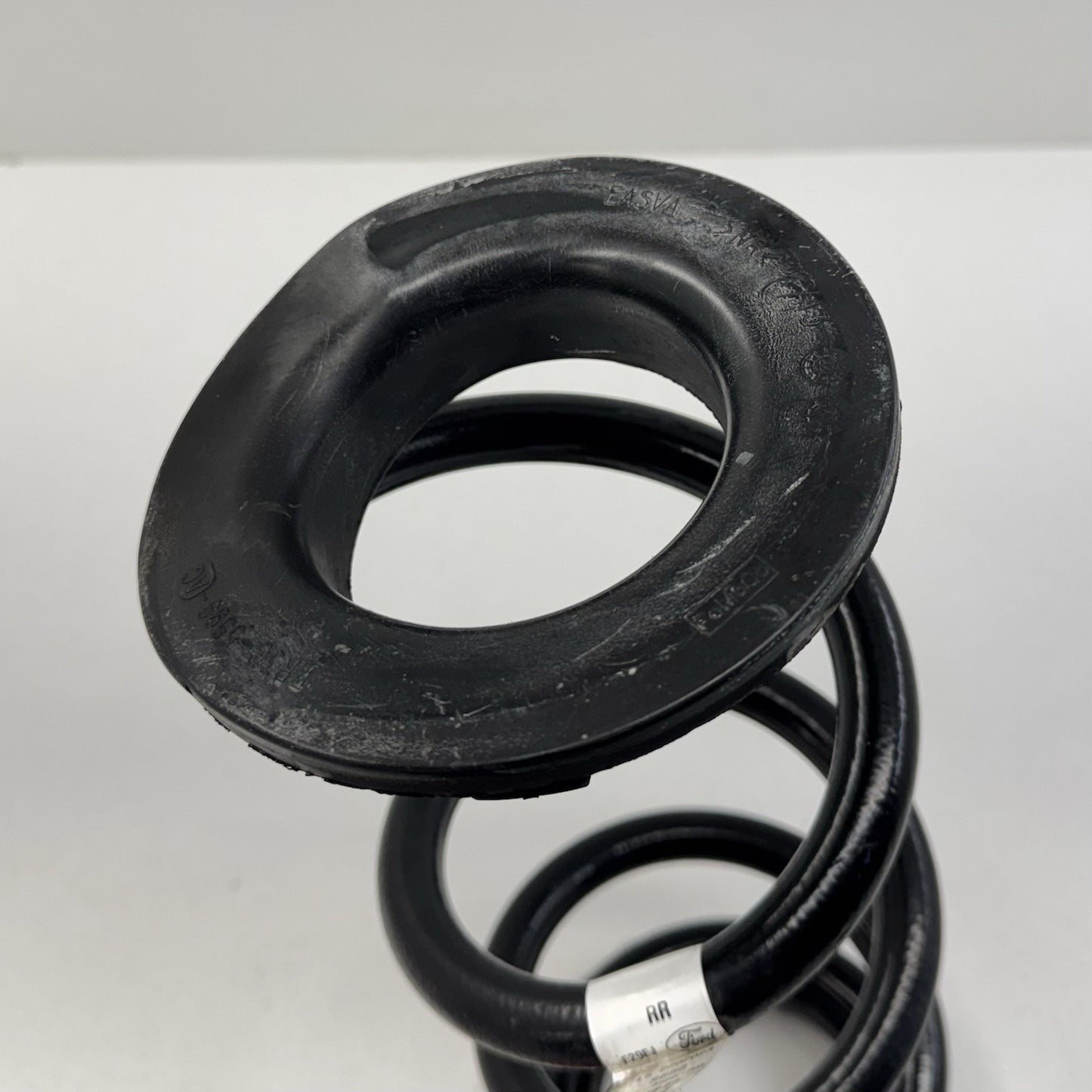 24-26 Ford Mustang GT Rear Suspension Coil Spring Left Or Right PR3C-5560-BB OEM