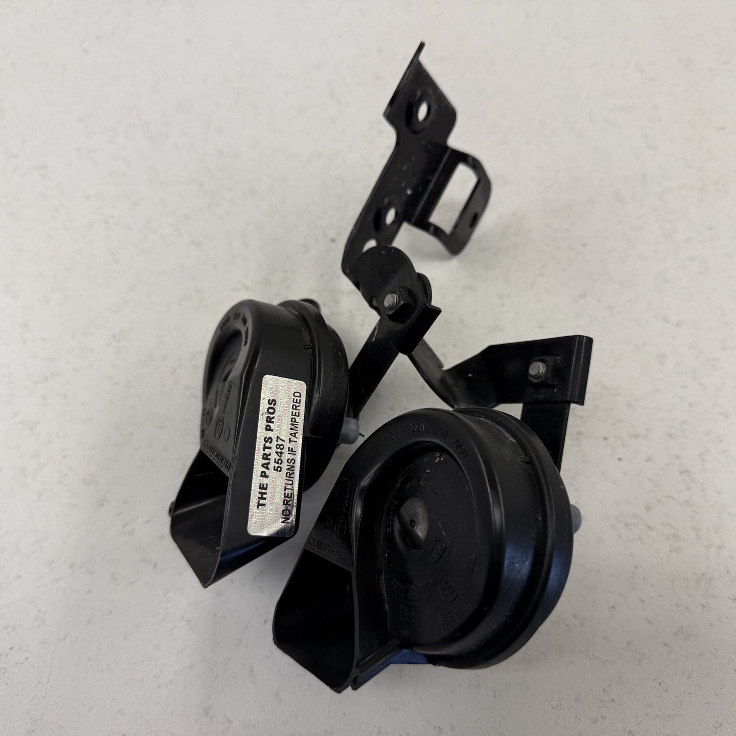 2014-2018 Bentley Flying Spur Low & High Note Tone Horn Signal Pair OEM
