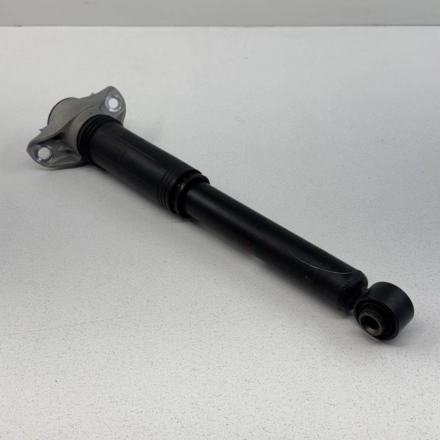 17-22 Toyota Prius Prime Left Or Right Rear Strut Shock Absorber 48530-47461 OEM