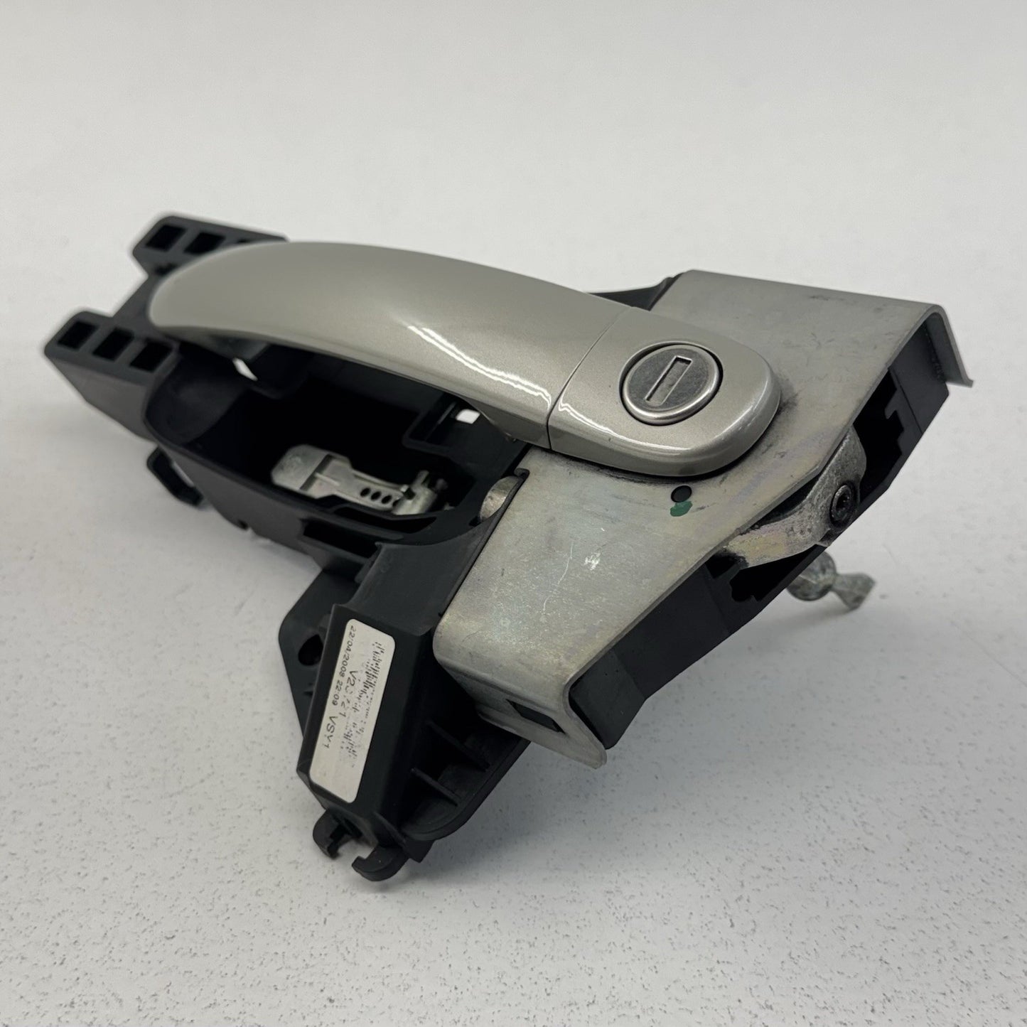 08-15 Audi TT Driver Left Exterior Door Handle Assembly Ice Silver OEM