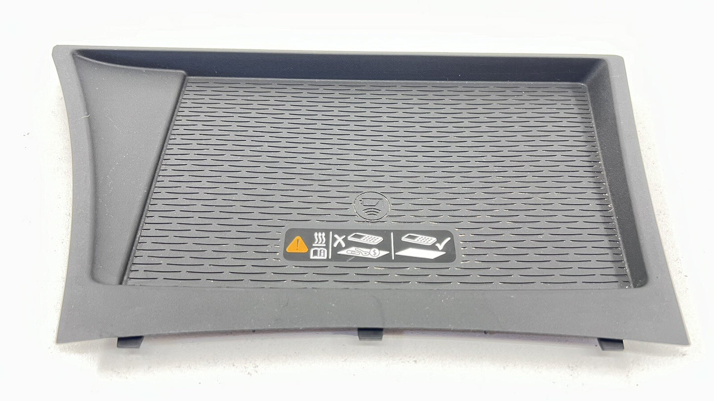 22-24 CADILLAC CT5 WIRELESS PHONE CHARGING PAD RUBBER TRIM COVER 84893478 OEM