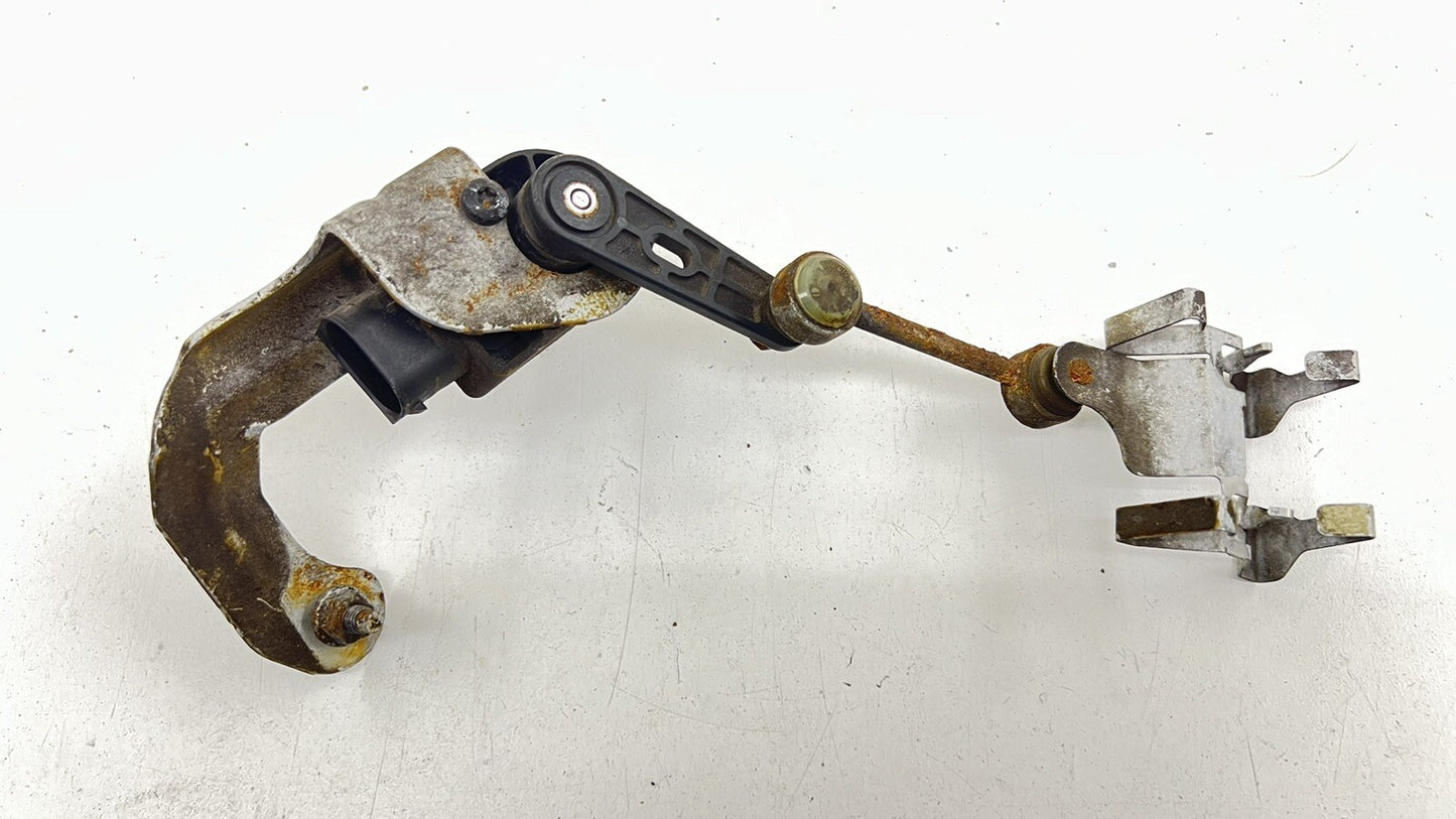 15-21 MERCEDES-BENZ C63S LEFT REAR HEADLIGHT SUSPENSION HEIGHT LEVEL SENSOR OEM