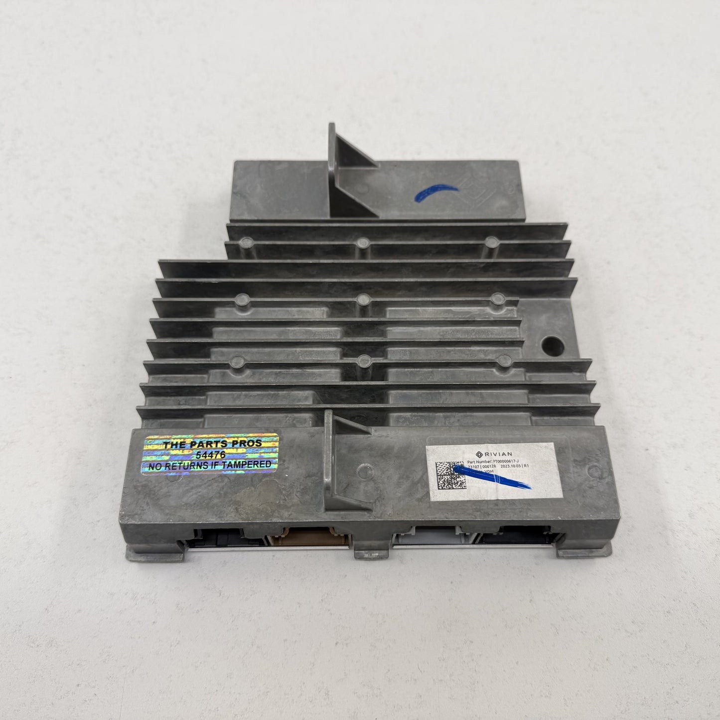 2022-2024 Rivian R1S R1T VDM Vehicle Dynamics Control Module PT00000617-J OEM