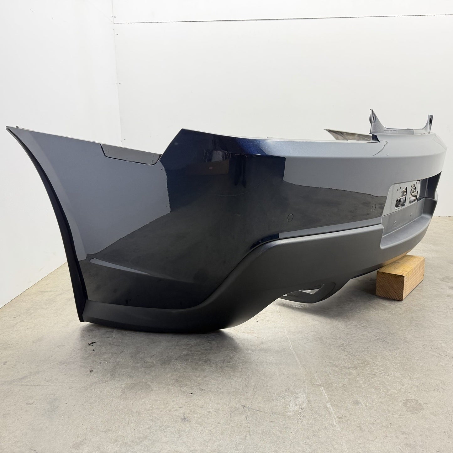 14-15 Chevrolet Camaro SS 1LE Rear Bumper Cover Complete W/ Sensors Diffuser OEM