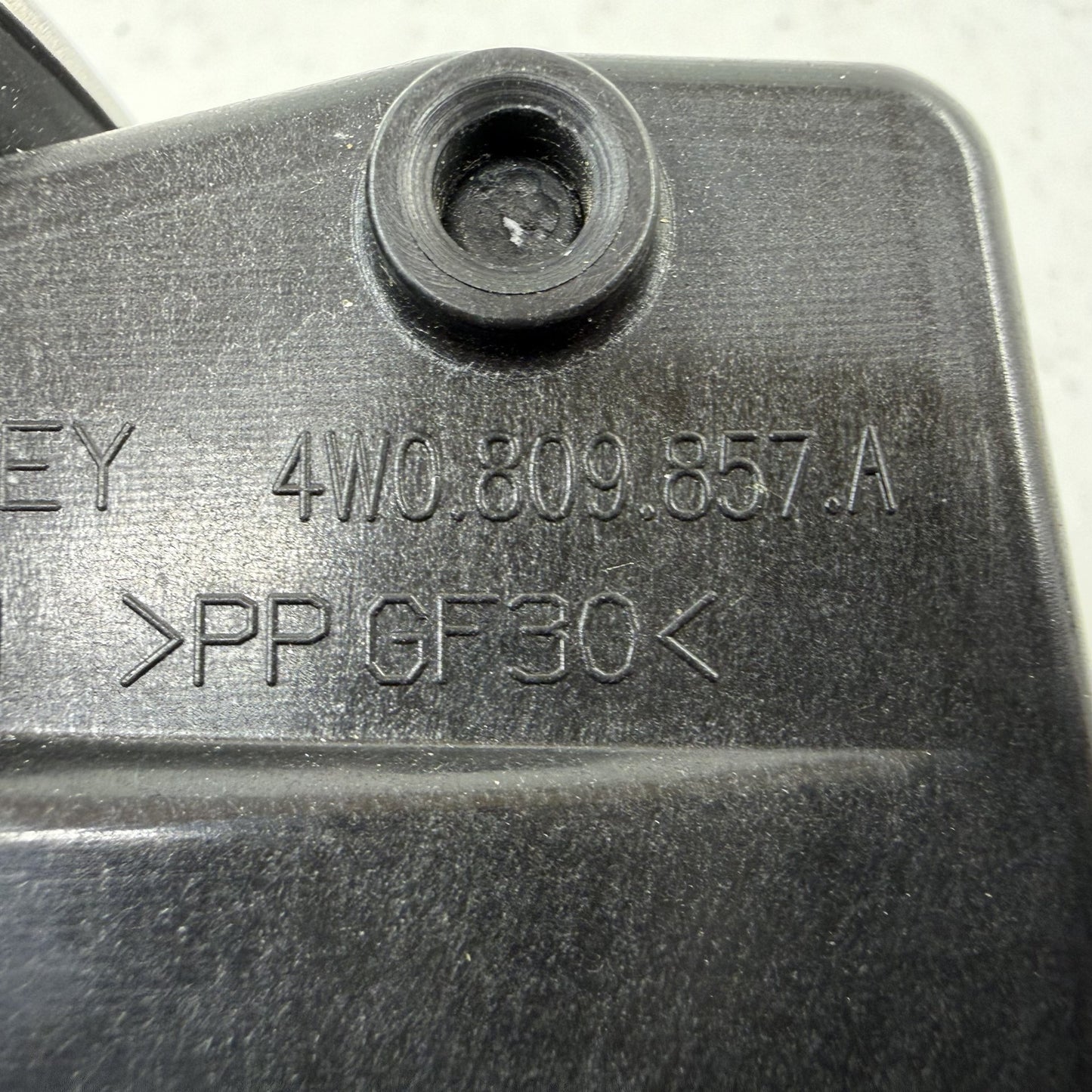 2014-2018 Bentley Flying Spur Fuel Tank Gas Cap Door Lid Cover 4W0809857A OEM