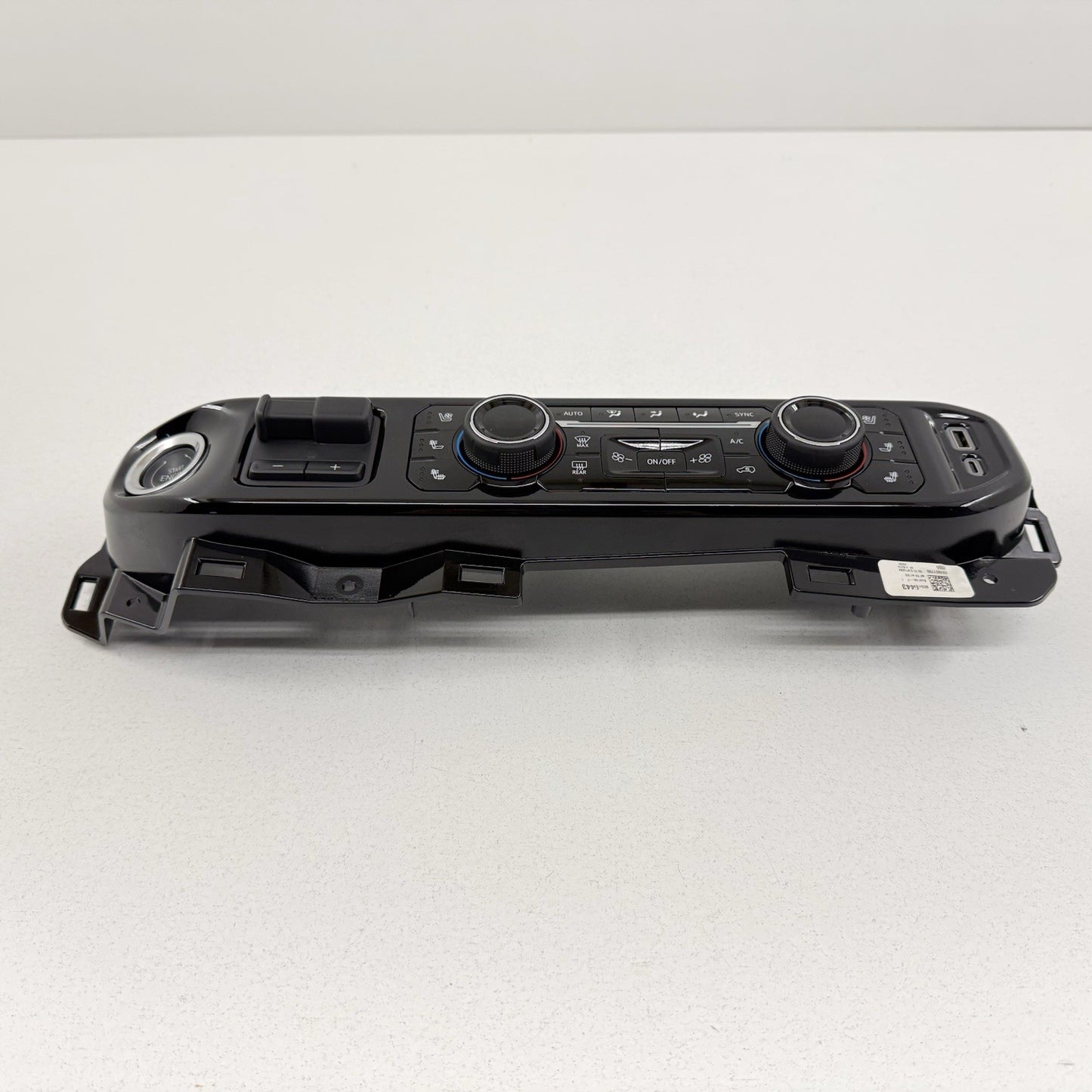 24-25 Chevrolet Silverado 2500 3500 HVAC AC Air Climate Control Switch OEM
