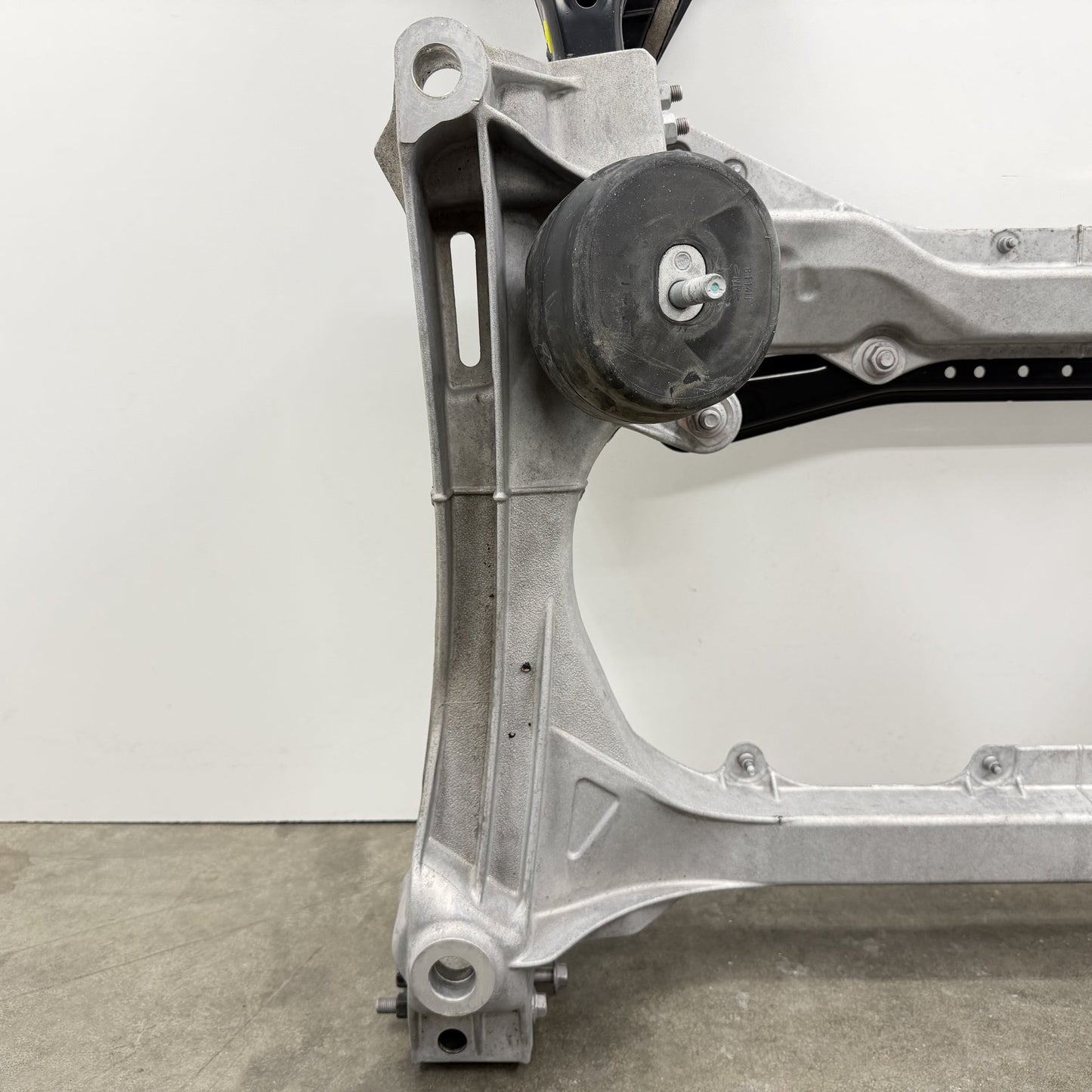 2007-2017 Lexus LS460 RWD Front Subframe Crossmember Engine Cradle OEM